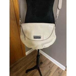Marc by Marc Jacobs Leather Zip Around Off White Taupe Strap Crossbody